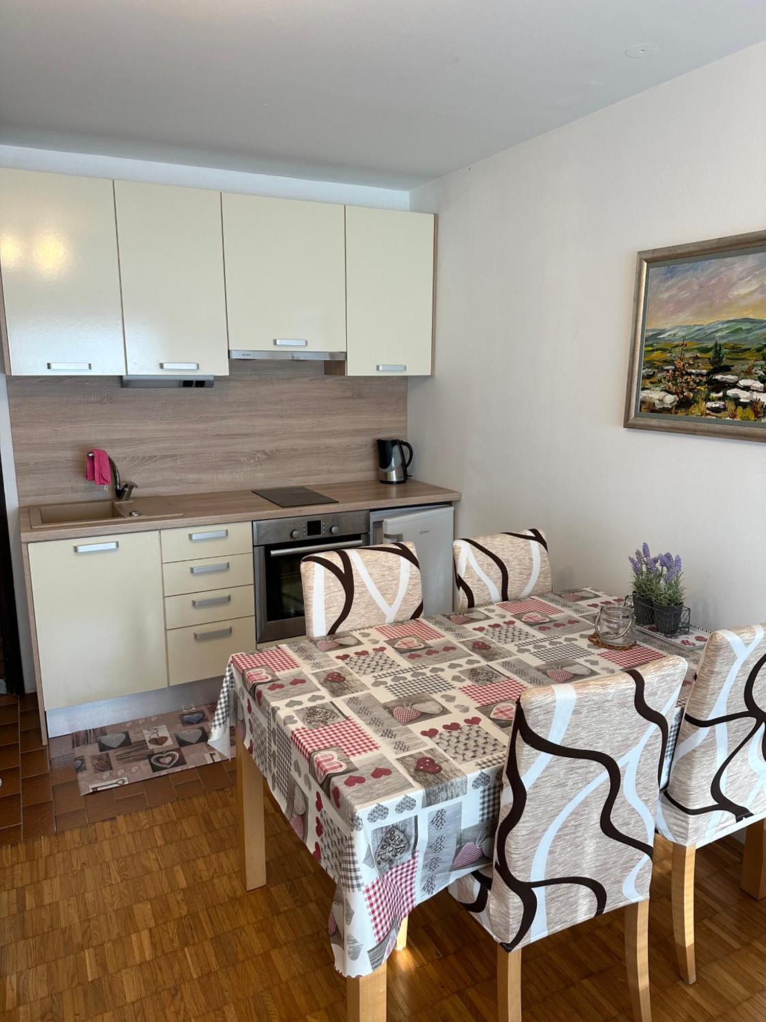 Apartman Retro Kaninska Vas *